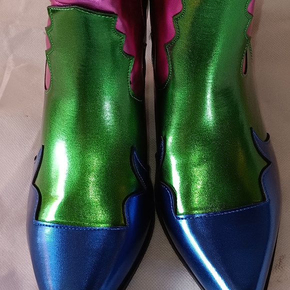 Colorful Women's Boots - Picture 6 of 9